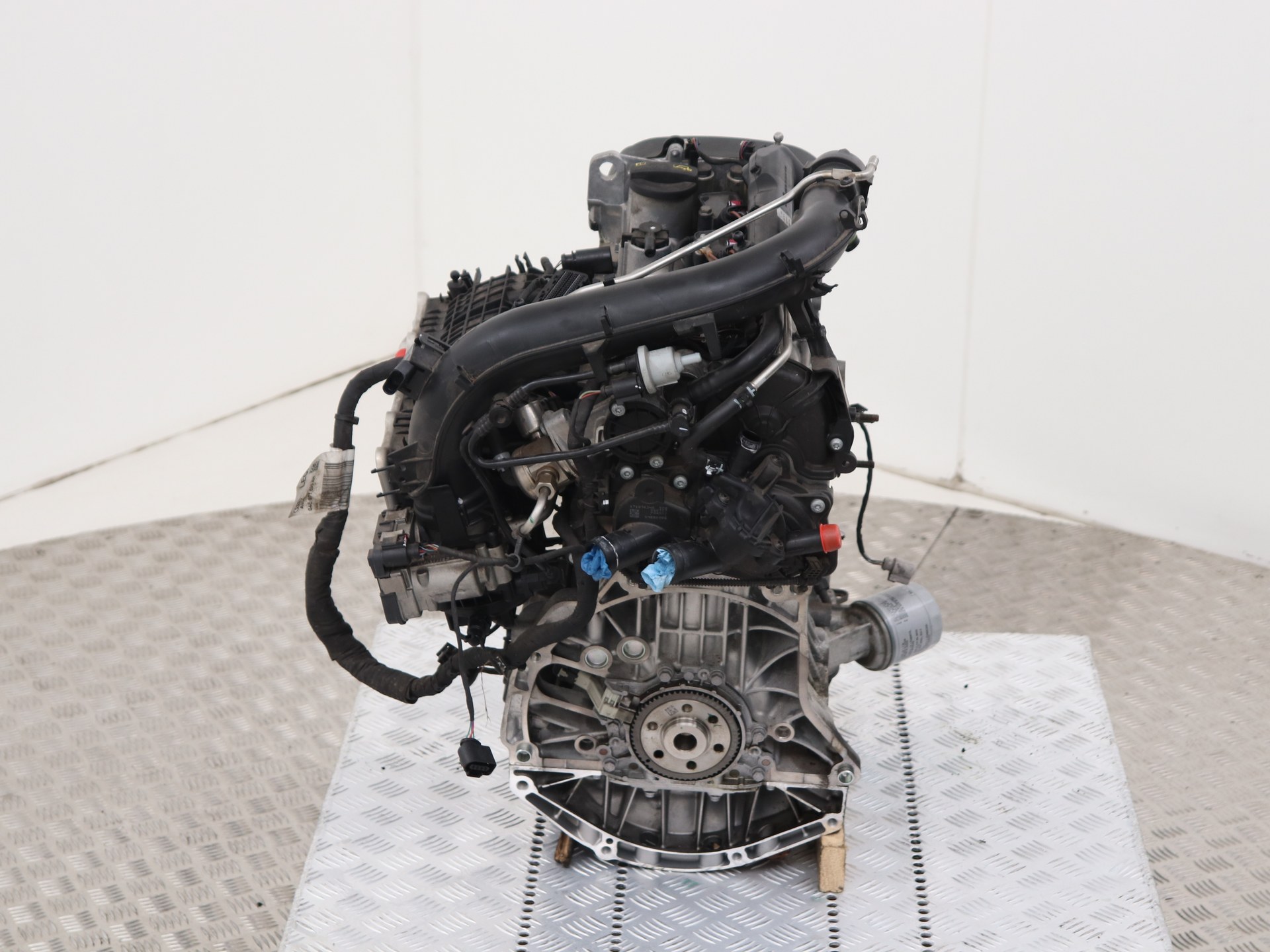 Engine Audi A4 Avant 1.4 TFSI 16V - 04E100033N CVNA