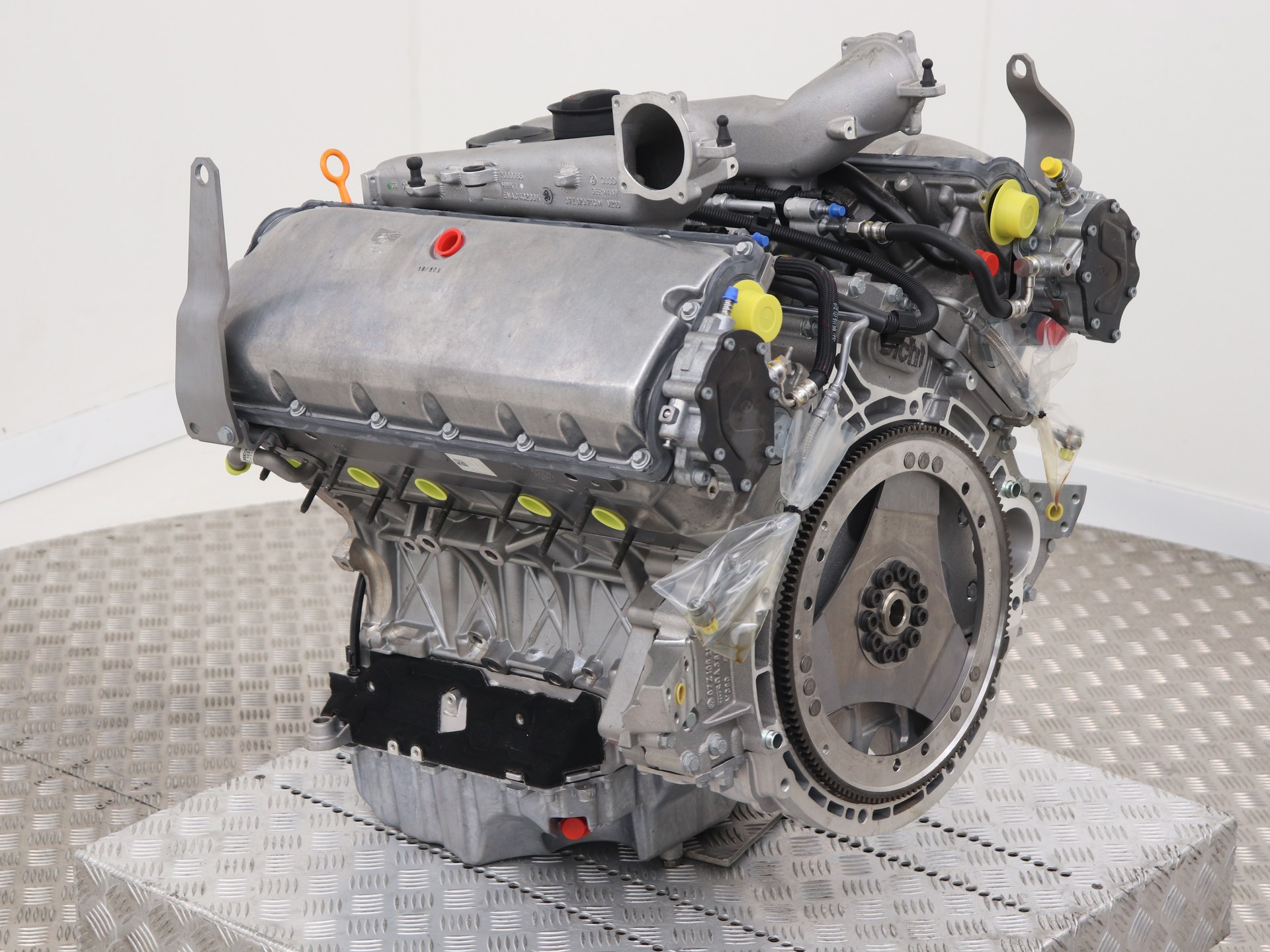 Vw R50 Engine Engine Volkswagen Touareg 5.0 TDI V10 R50 - 07Z100031K CBW