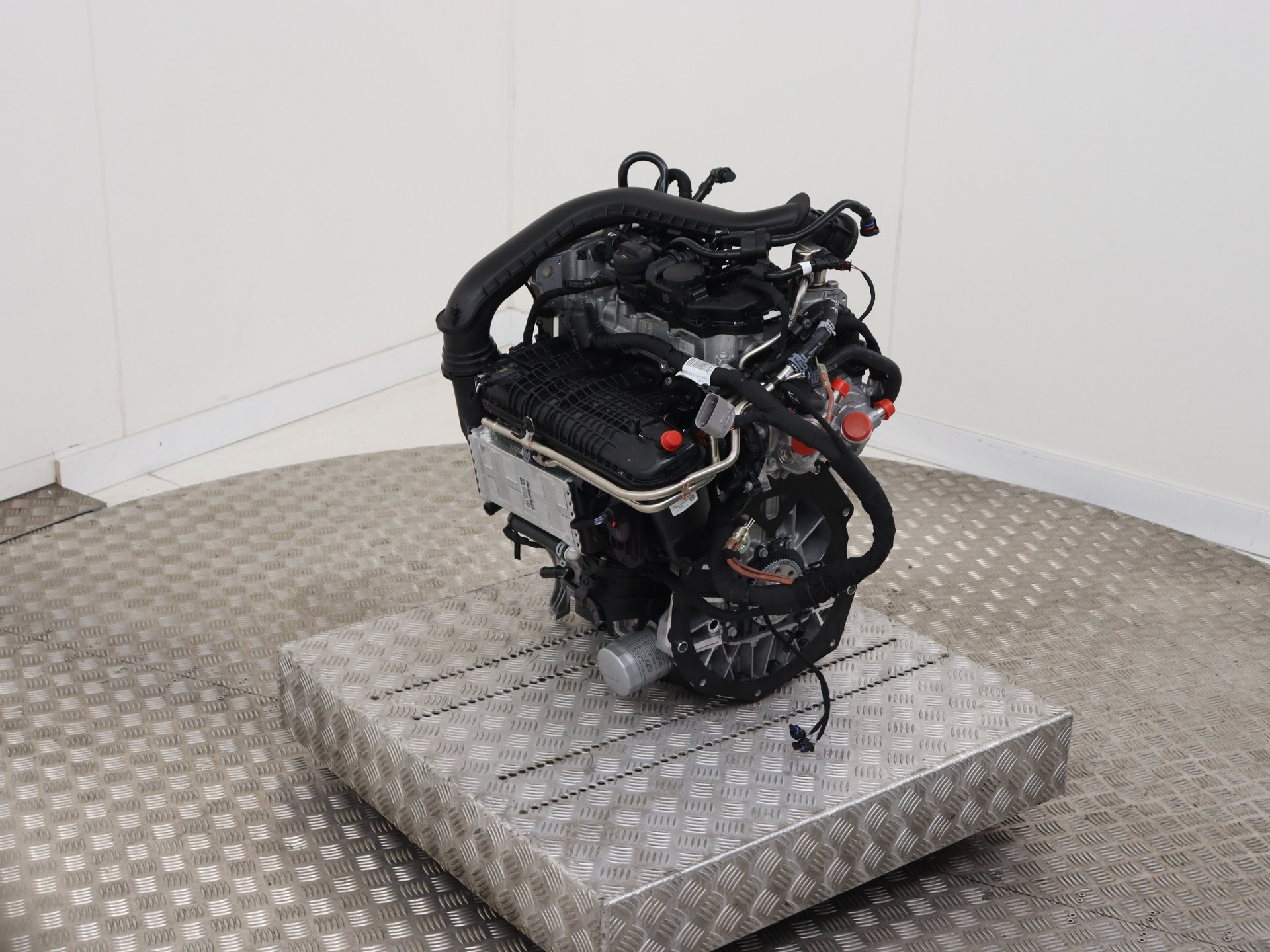 Engine Volkswagen Tiguan 1.5 TSI eHybrid 272 - DUCA04093 DUCA04093