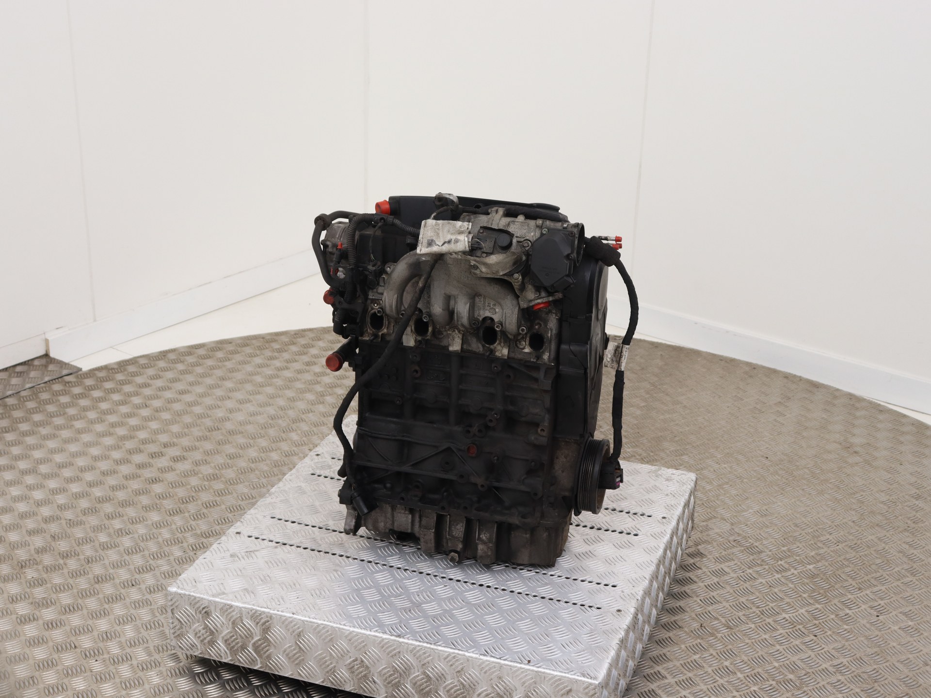 Engine Volkswagen Caddy III 1.9 TDI - 03G100037H BLS