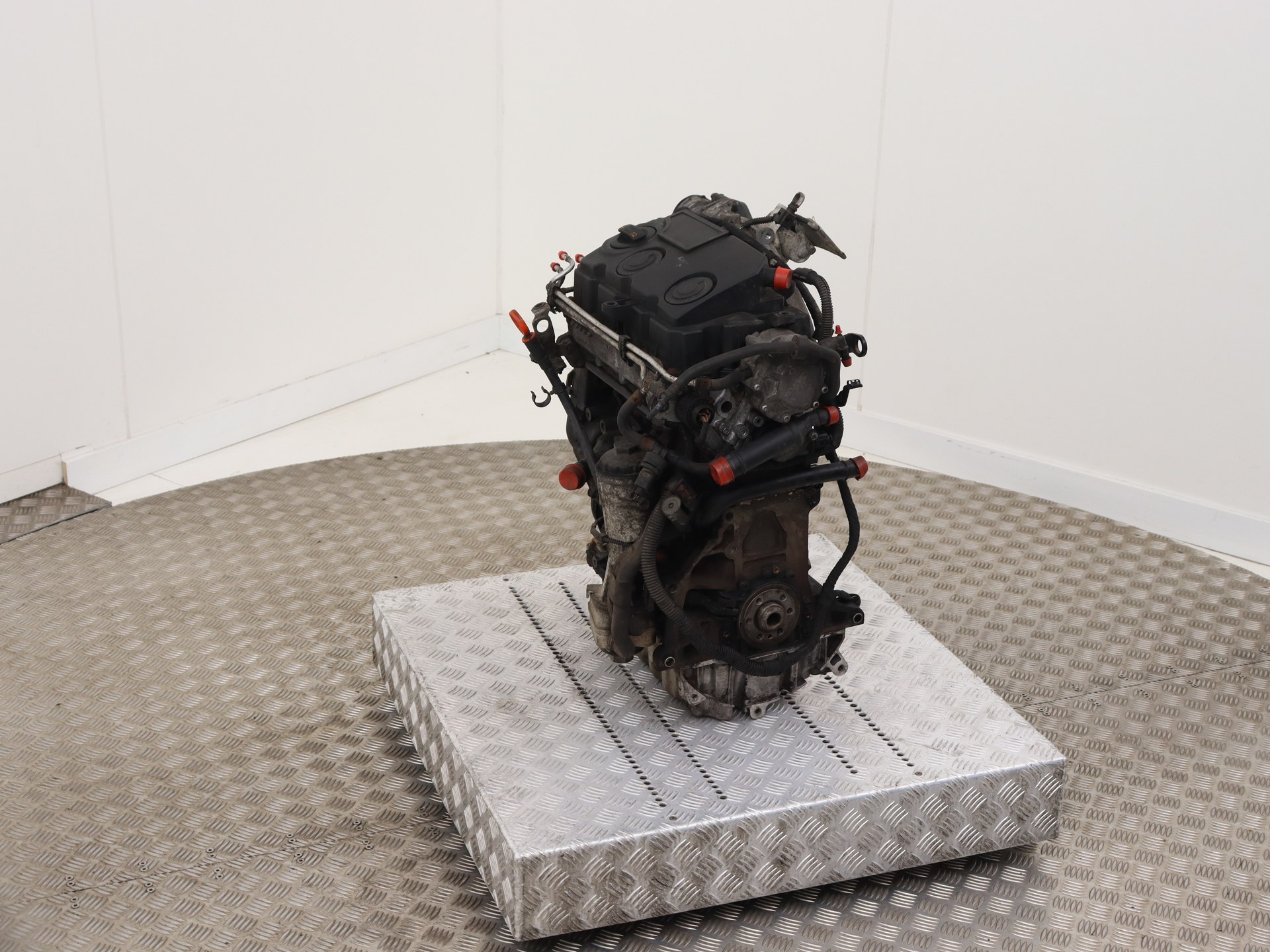 Engine Volkswagen Caddy III 1.9 TDI - 03G100037H BLS