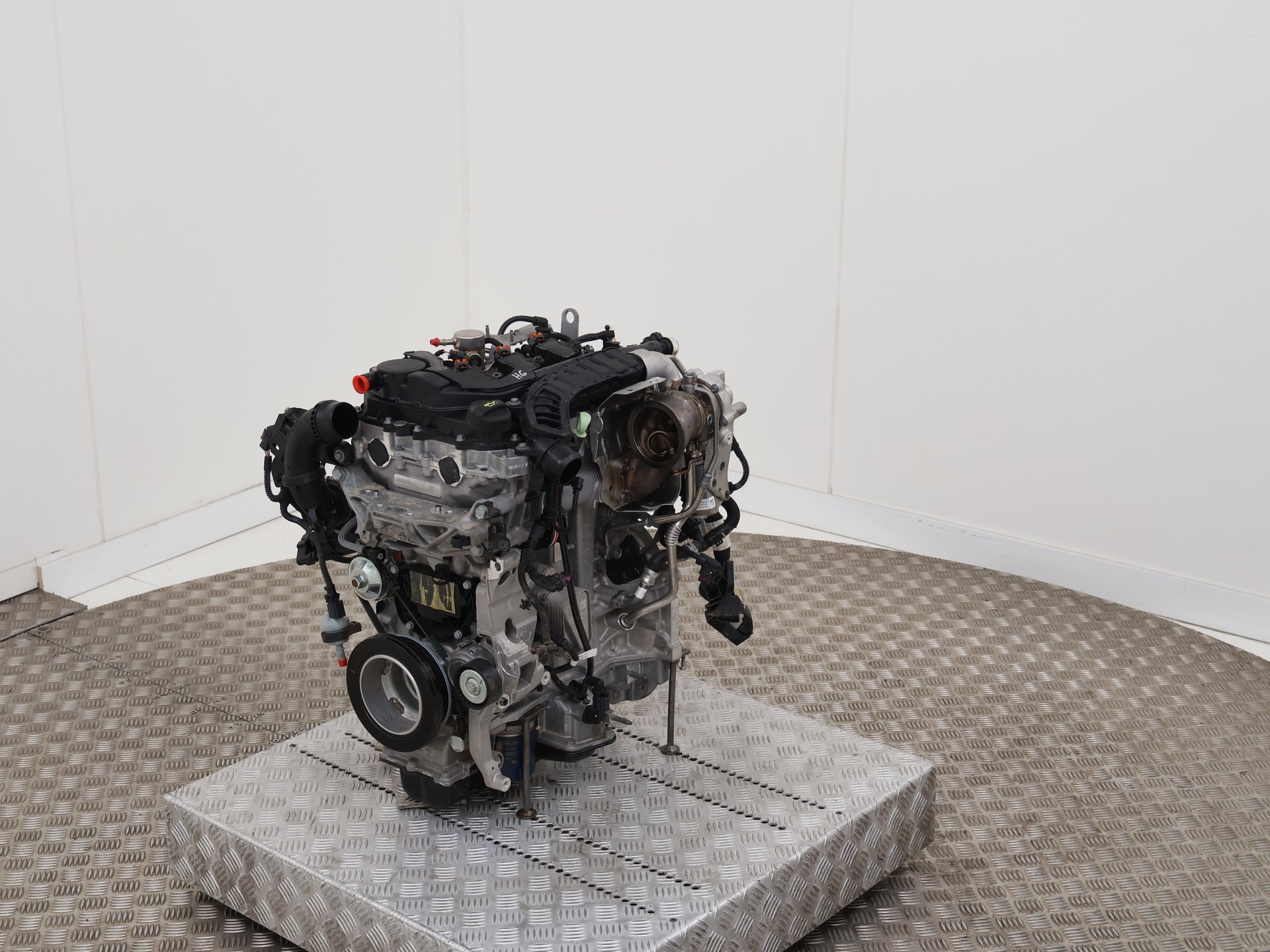 Vti Engine Shell Engine Peugeot 2008 1.2 VTi 12V PureTech 100 - 1627638180 EB2ADTD