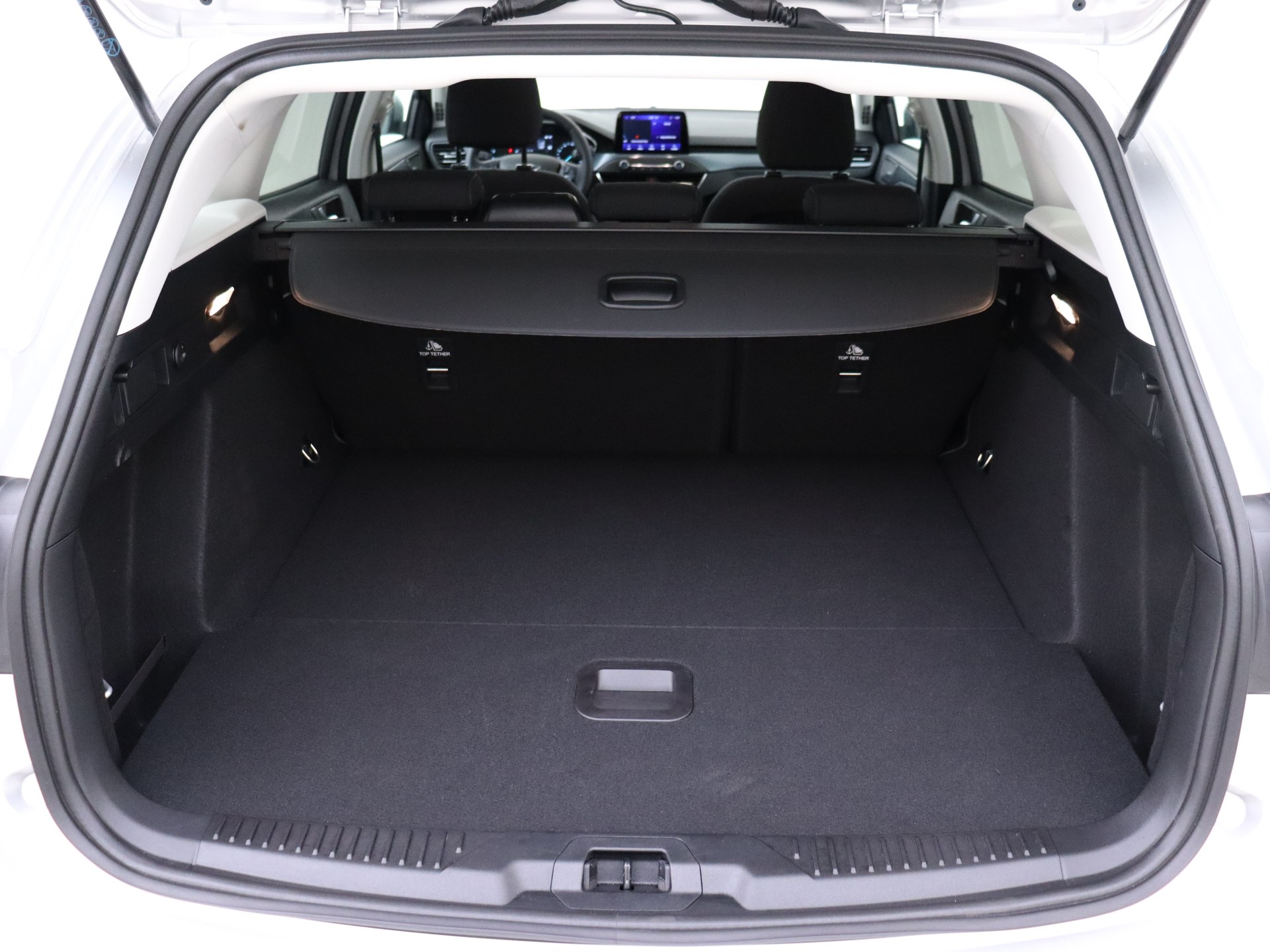 Ford Focus Wagon 1.0 EcoBoost 125pk Titanium Automaat *Navi* van CarSelexy dealer Autobedrijf Hartgerink  in Hengevelde
