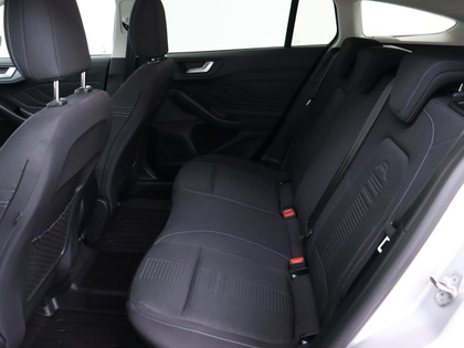 Ford Focus Wagon 1.0 EcoBoost 125pk Titanium Automaat *Navi* van Autobedrijf Hartgerink  in Hengevelde