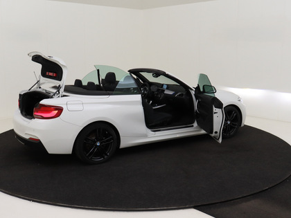 BMW 2 Serie Cabrio 218i High Executive van RG Ulvenhout B.V. in Ulvenhout