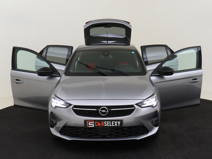 Opel Corsa 1.2i T 100pk GS Line *Airco/Stoelverwarming* van Autobedrijf Hartgerink  in Hengevelde