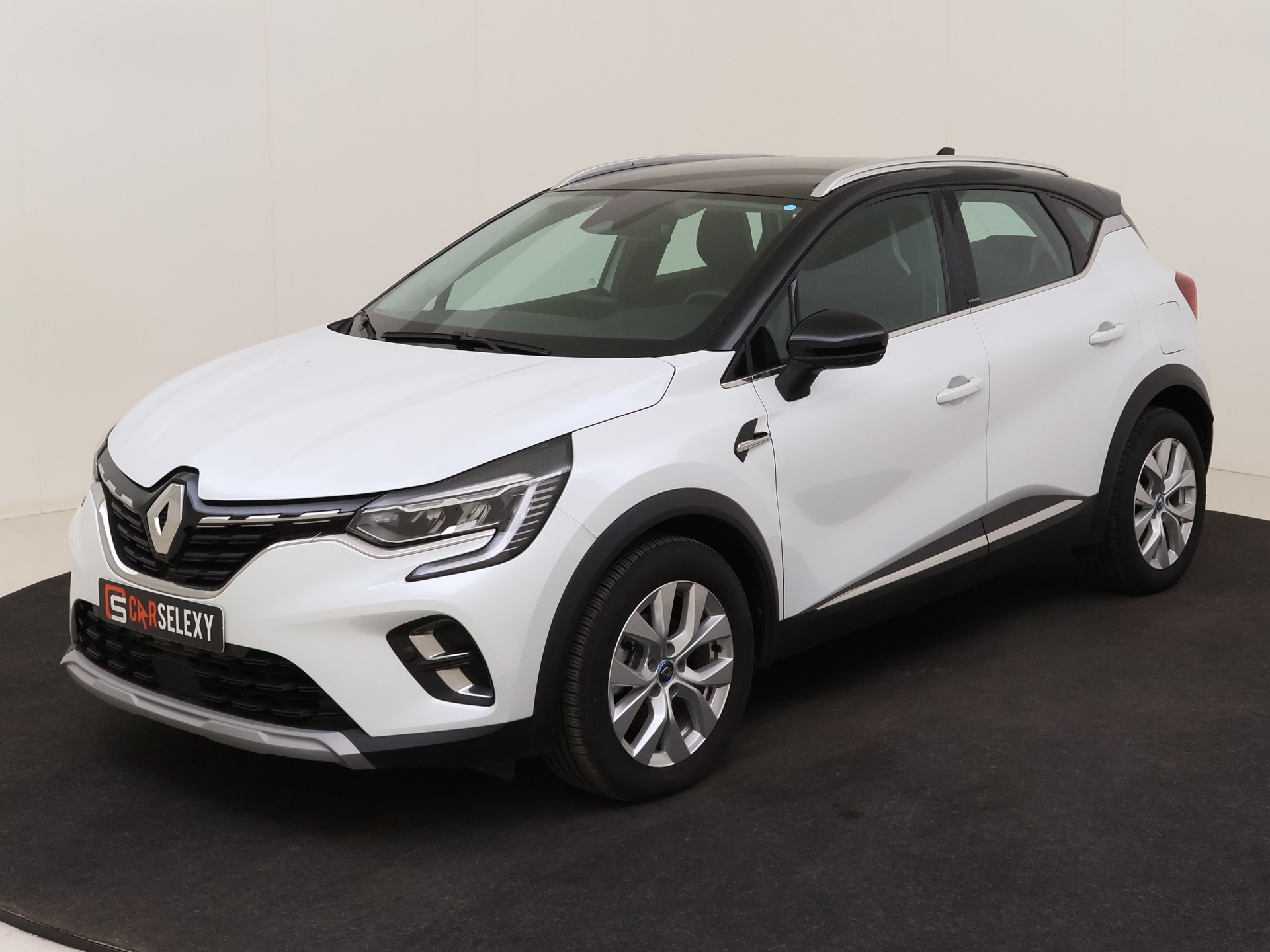 Renault Captur 1.6 E-TECH PLUG-IN HYBR. INTENS van Autobedrijf H. Kuper in Siddeburen