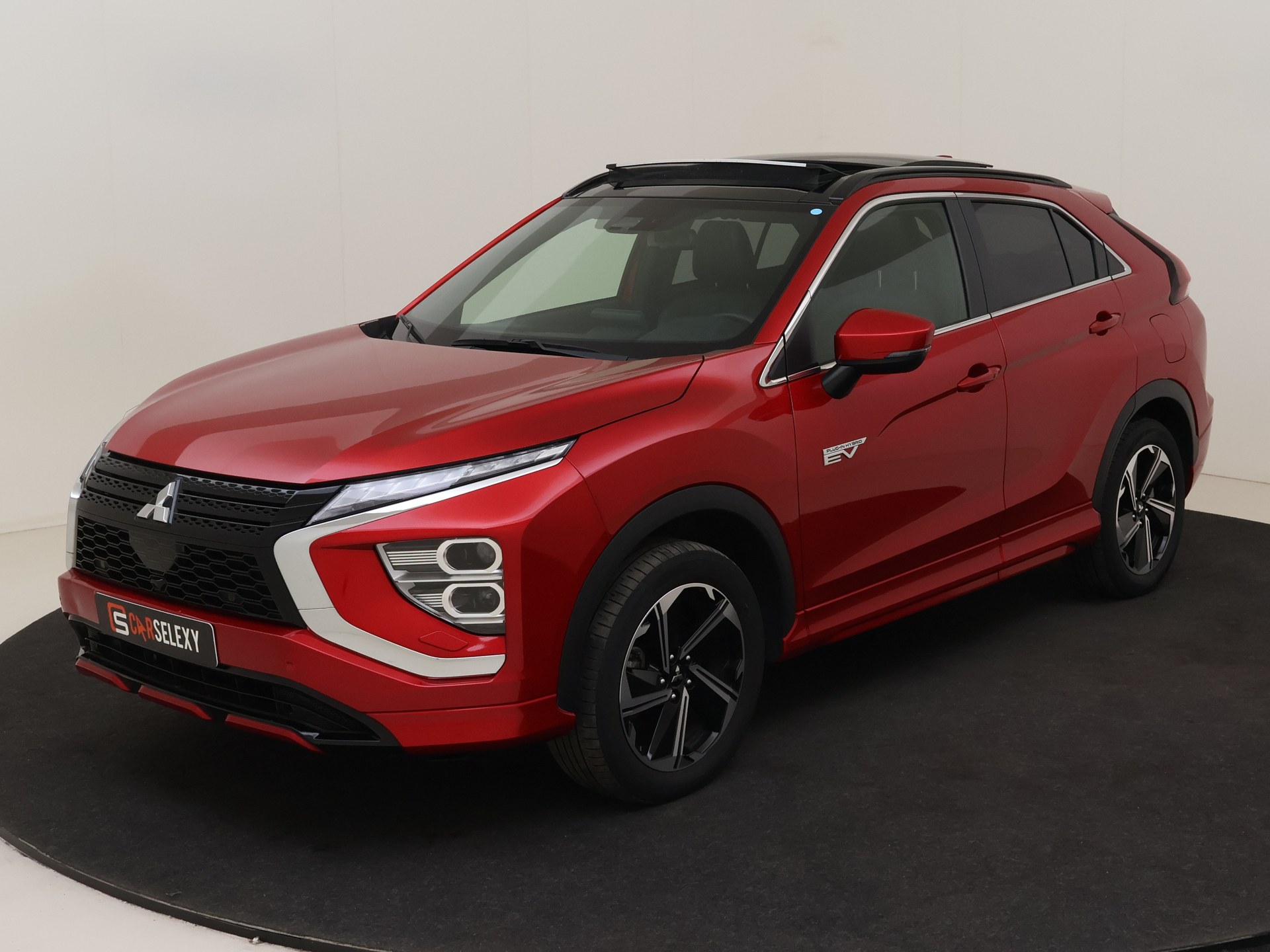 Mitsubishi Eclipse Cross 2.4 PHEV Business Executive Panodak van Vakgarage Anne Knol in Scharnegoutum