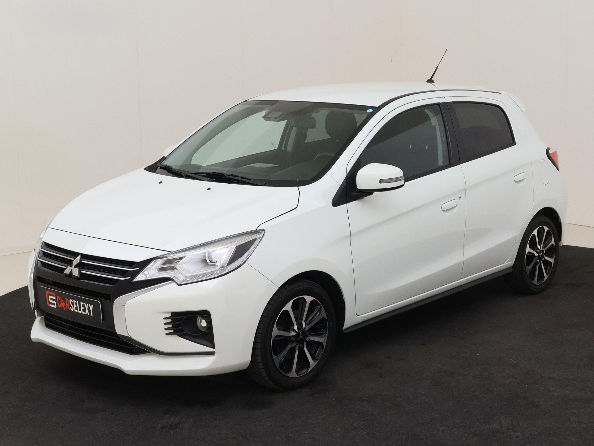 Mitsubishi Space Star 1.2 Instyle van Autobedrijf Moret B.V. in Terneuzen
