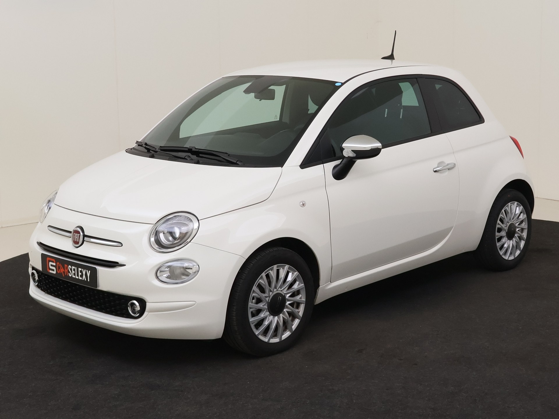Fiat 500 1.0 Hybrid Dolcevita Finale van Wijnand's Auto Service  in Bunschoten