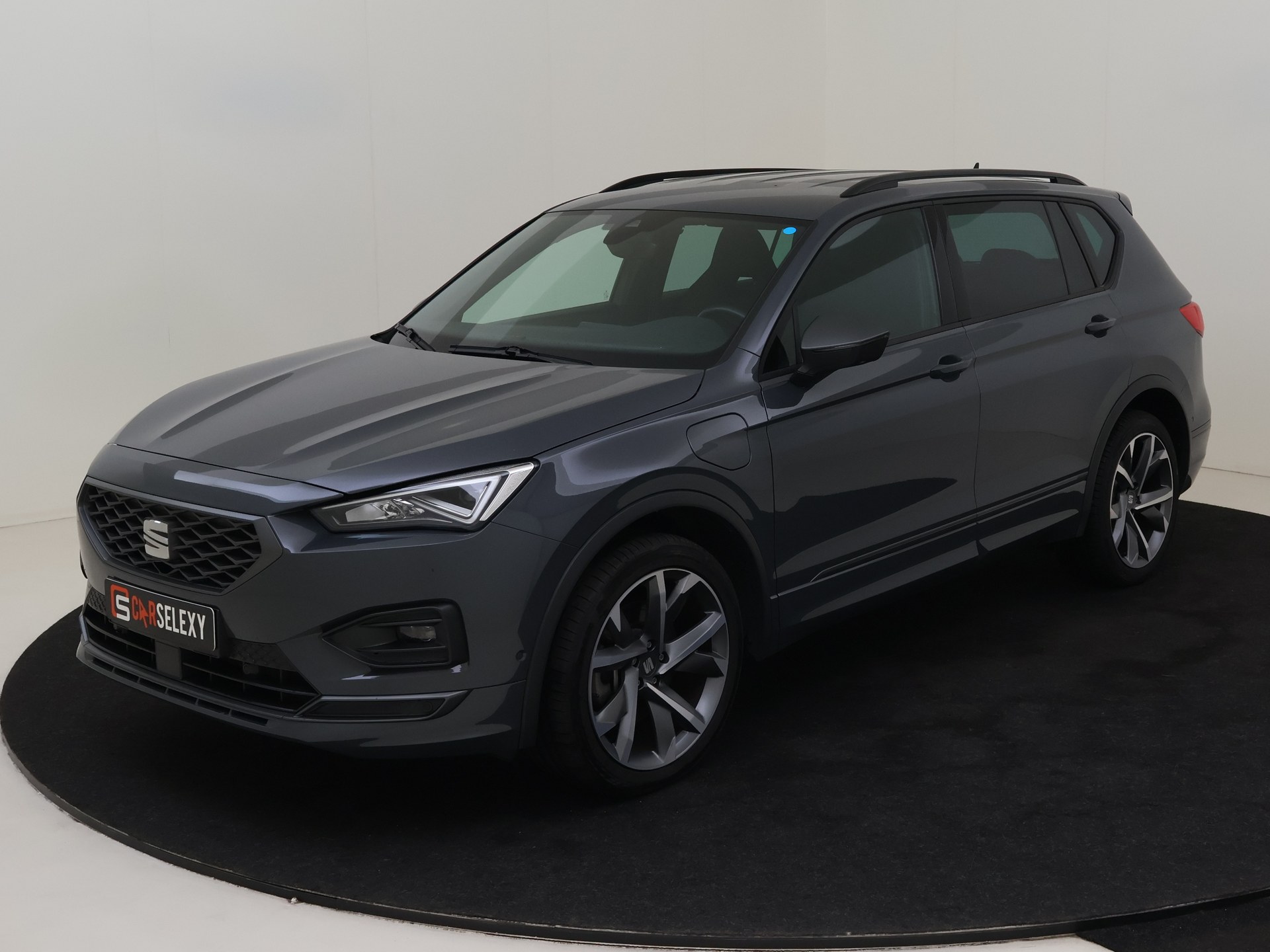 SEAT Tarraco 1.4 TSI e-Hybrid PHEV FR Business Winterpakket/Trekhaak van Autobedrijf Frank Pluym in Nijmegen