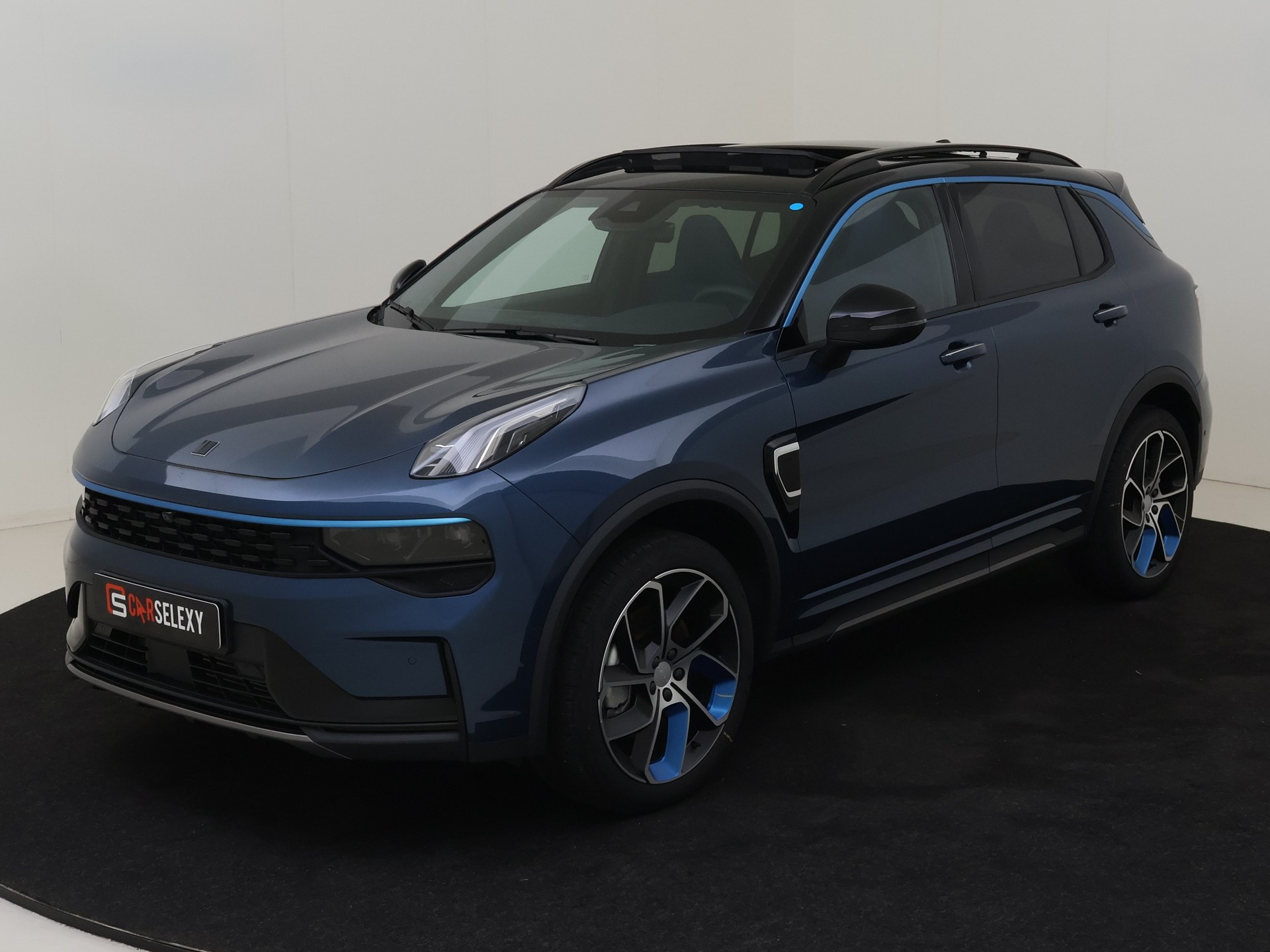 Lynk & Co 01 1.5 PHEV van Autobedrijf van de Wouw Waalwijk B.V. in Waalwijk