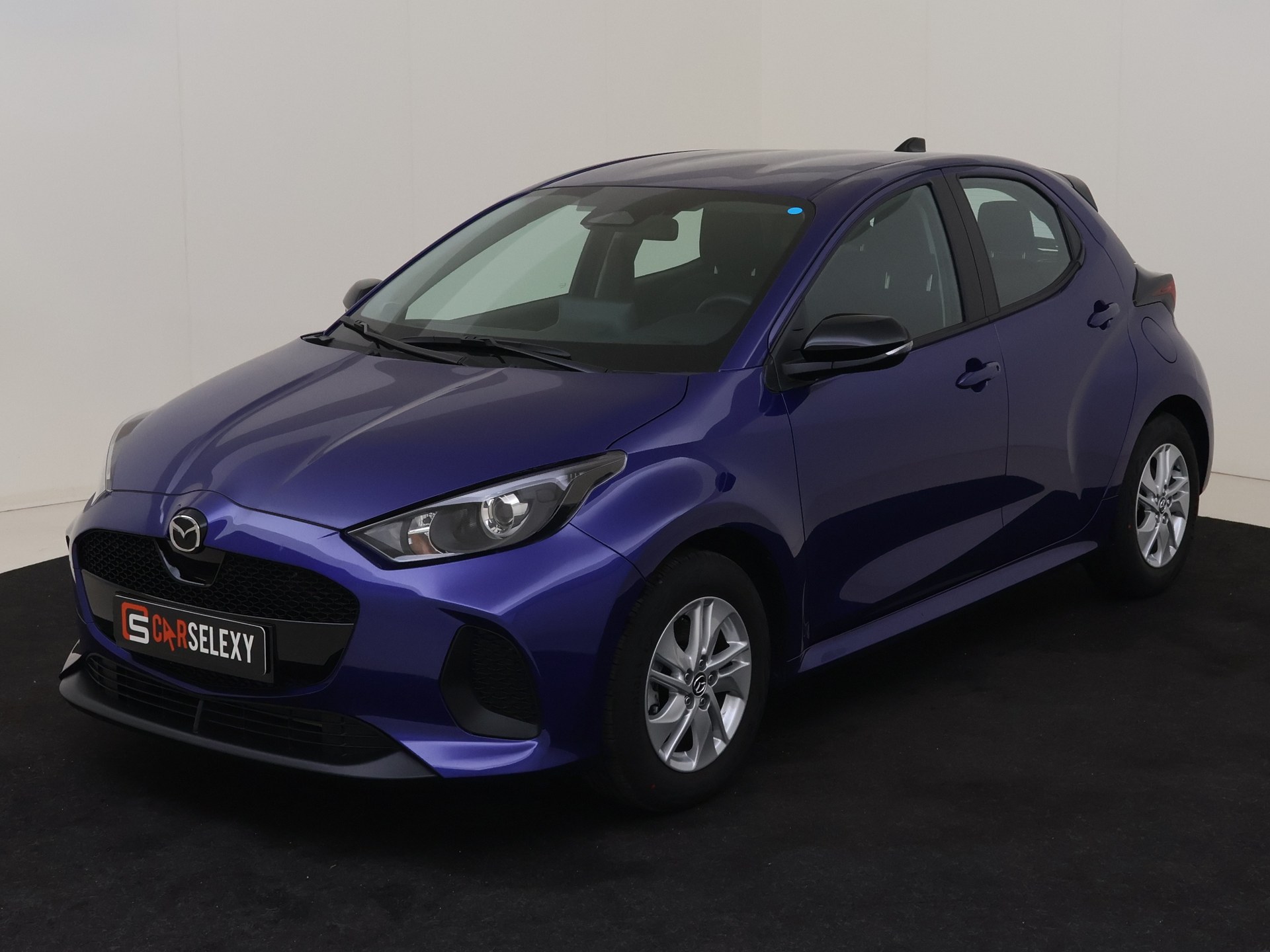 Mazda 2 Hybrid 1.5 Centre-line van Vakgarage Anne Knol in Scharnegoutum