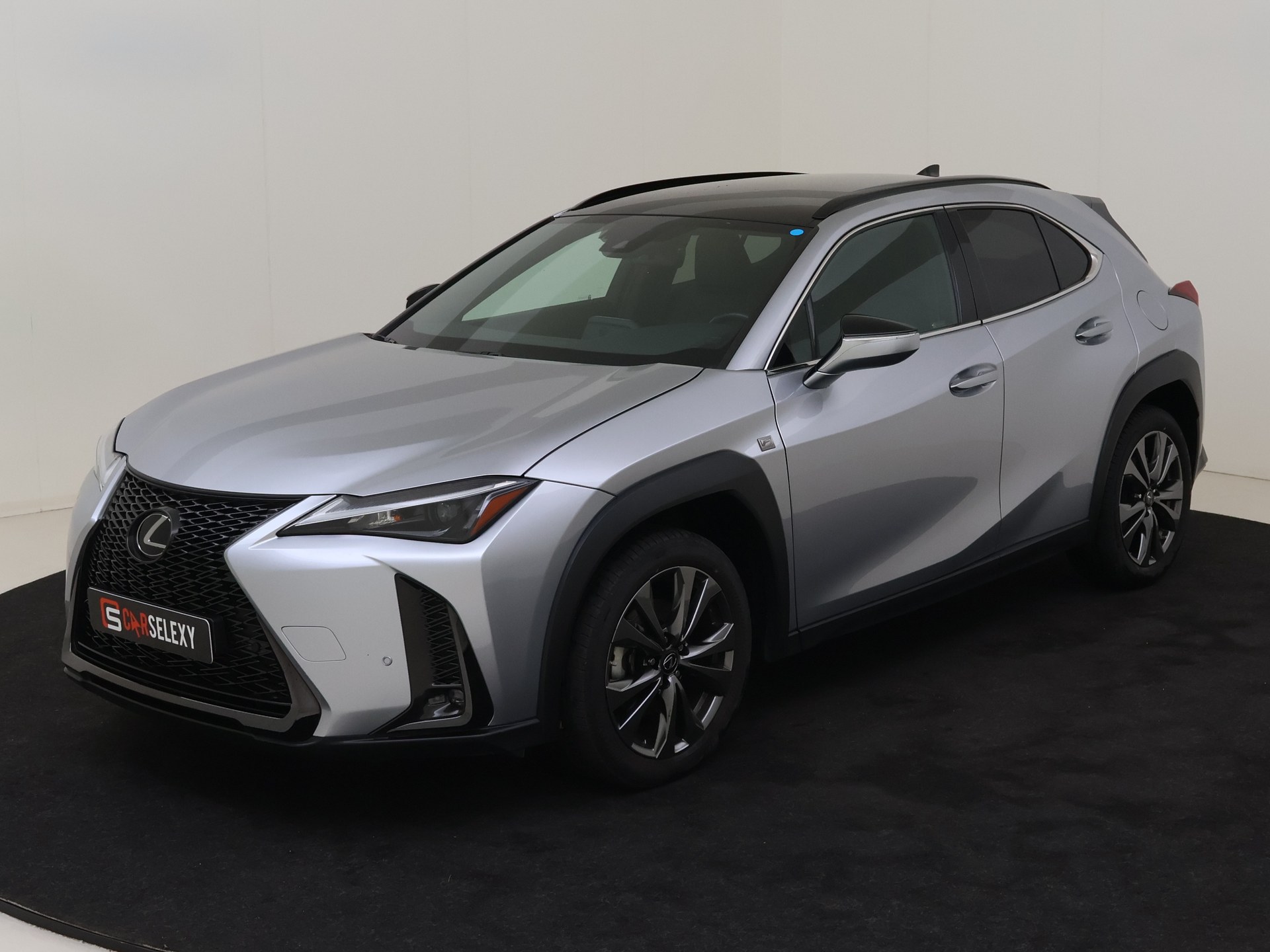 Lexus UX 250h F-Sport-Design Navi Camera Winterpakket Géén Afleverkosten van Autobedrijf Ambergen Stadskanaal in Stadskanaal