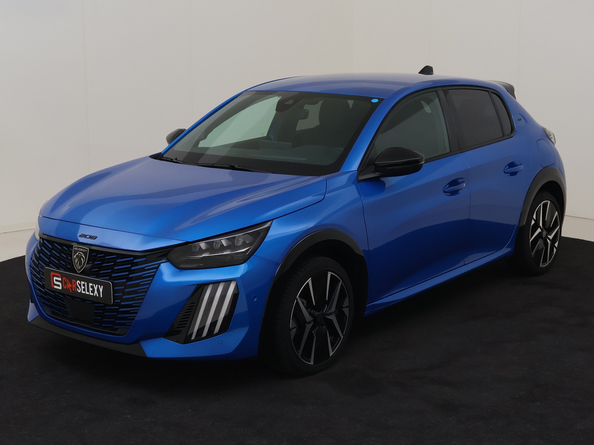 Peugeot 208 GT HYBRIDE 136 PK AUTOMAAT van Jan van Dijk in Brielle