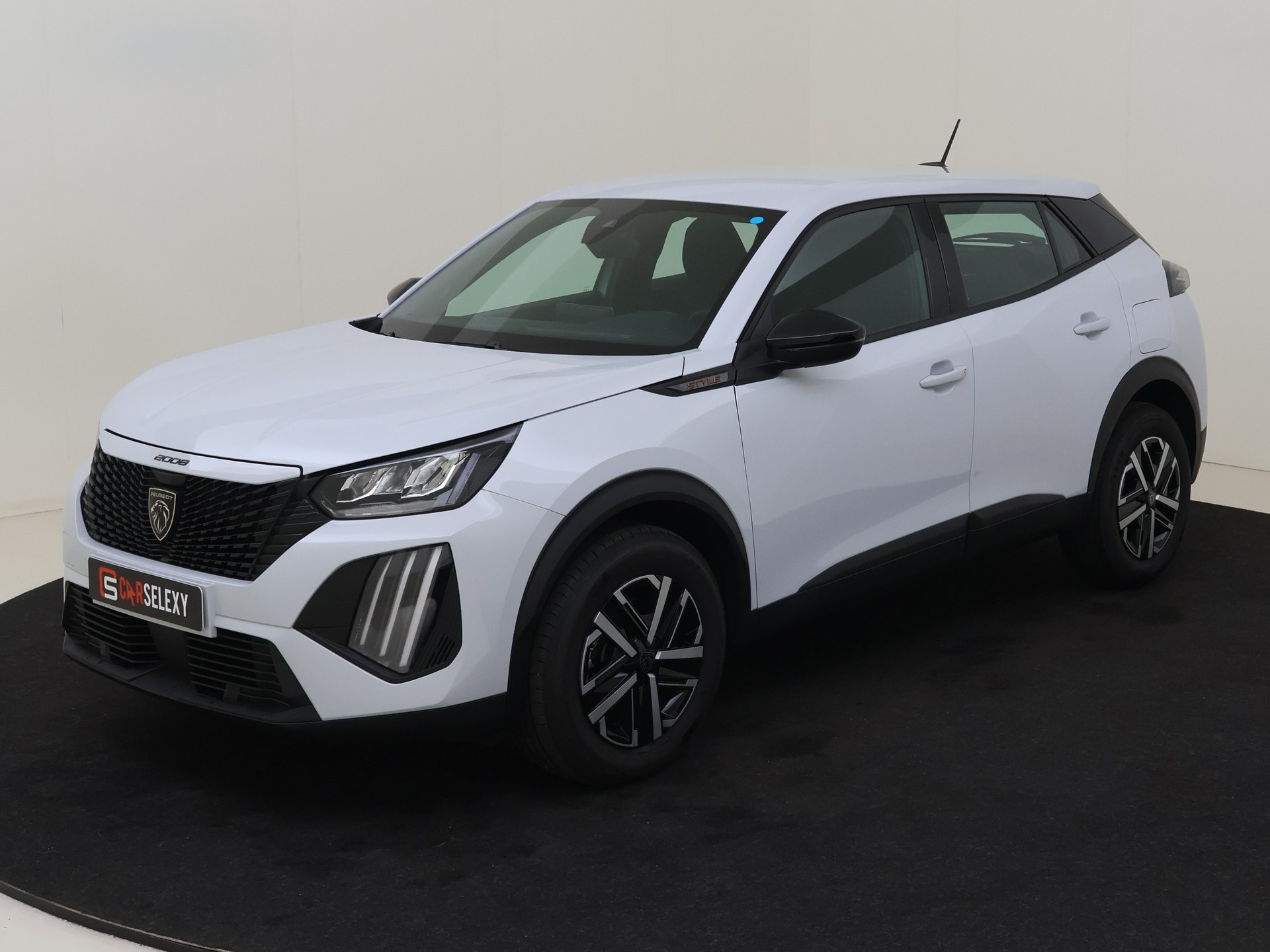 Peugeot 2008 1.2 Hybrid 136 Style van Auto Huiskes in Schaijk
