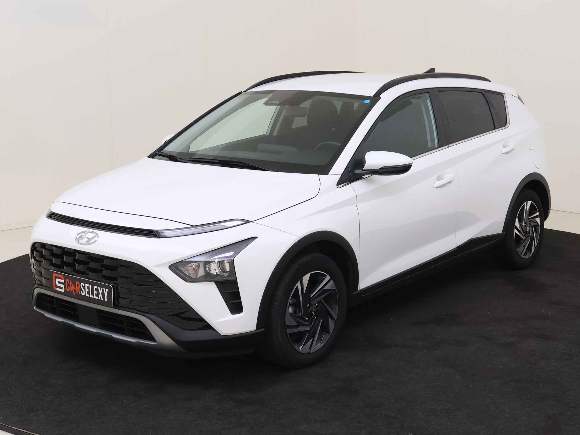 Hyundai Bayon 1.0 T-GDI Comfort 100PK Automaat Carplay Camera Velgen van Autobedrijf Roberts Kerketuinen in Den Haag