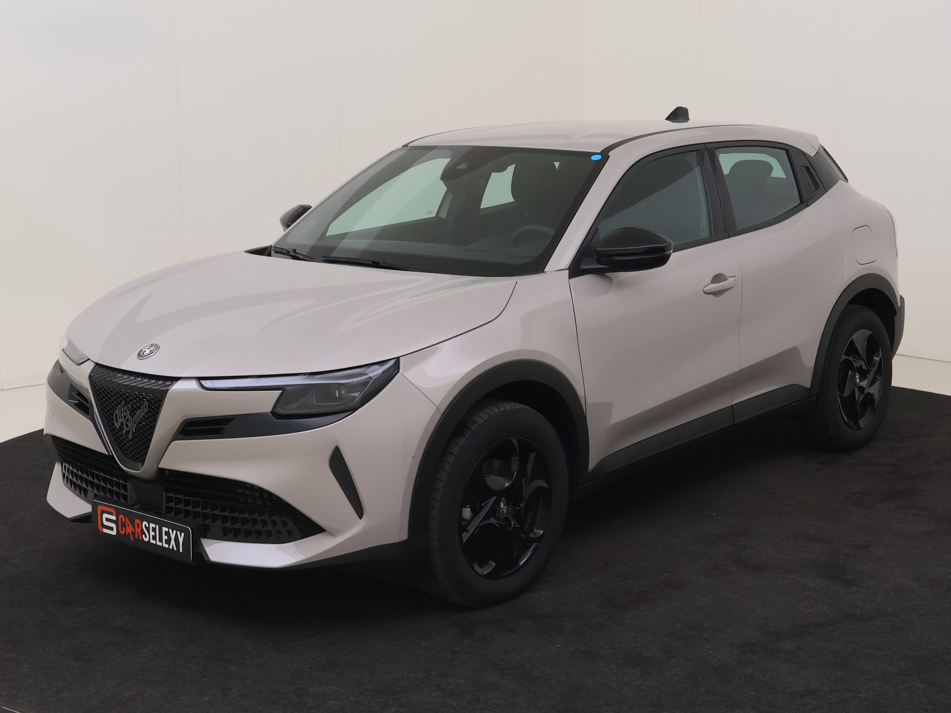 Alfa Romeo Junior 1.2 Turbo Hyb Ibrida van Gebrs. Haaker B.V. in Badhoevedorp