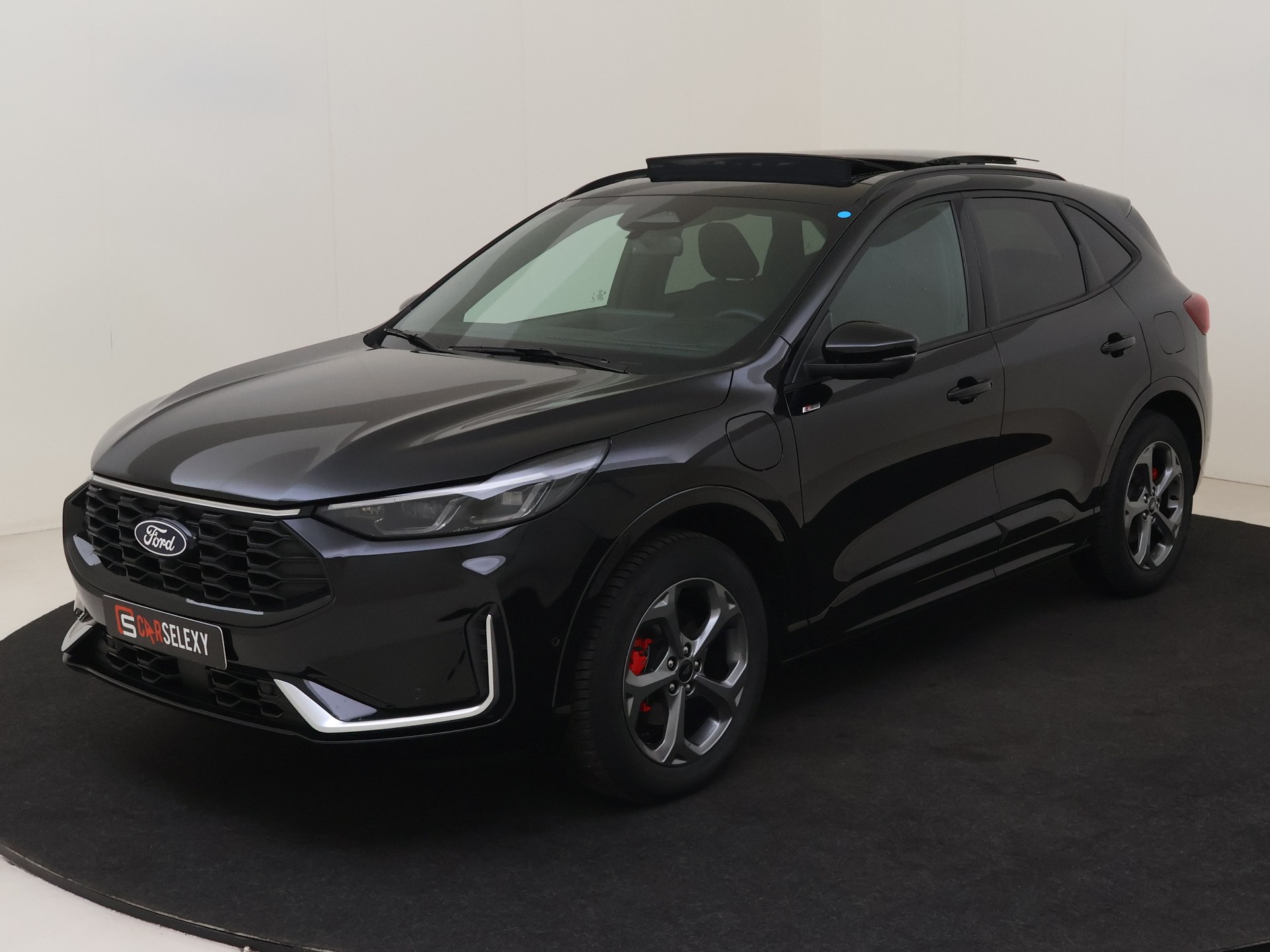 Ford Kuga 2.5 PHEV ST-Line X van Wijnand's Auto Service  in Bunschoten