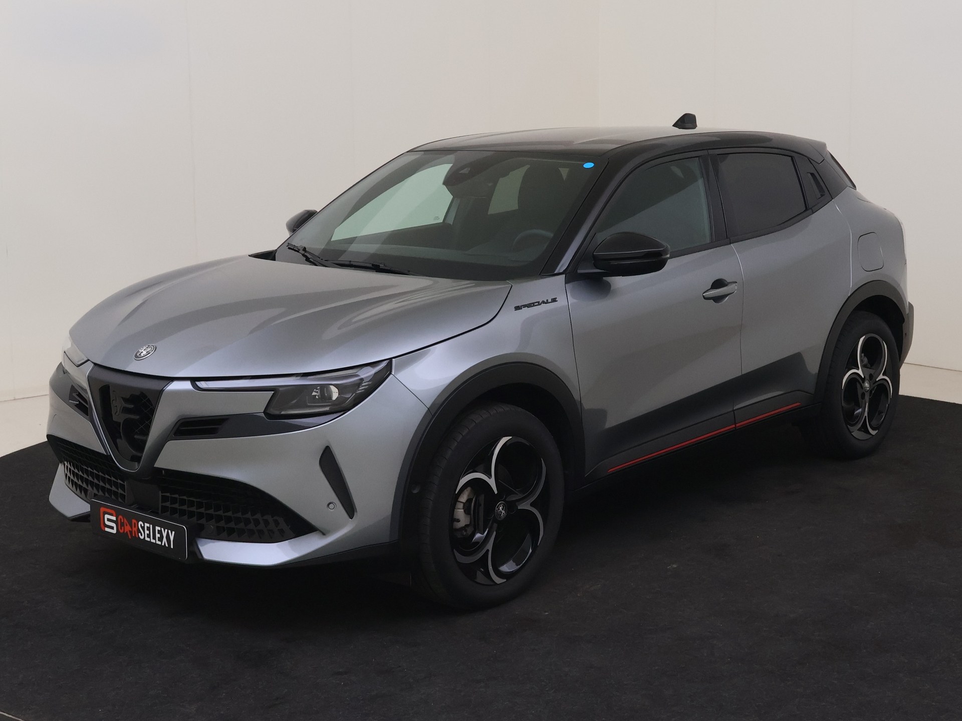 Alfa Romeo Junior Speciale Hybrid van Landelijke Voorraad in 