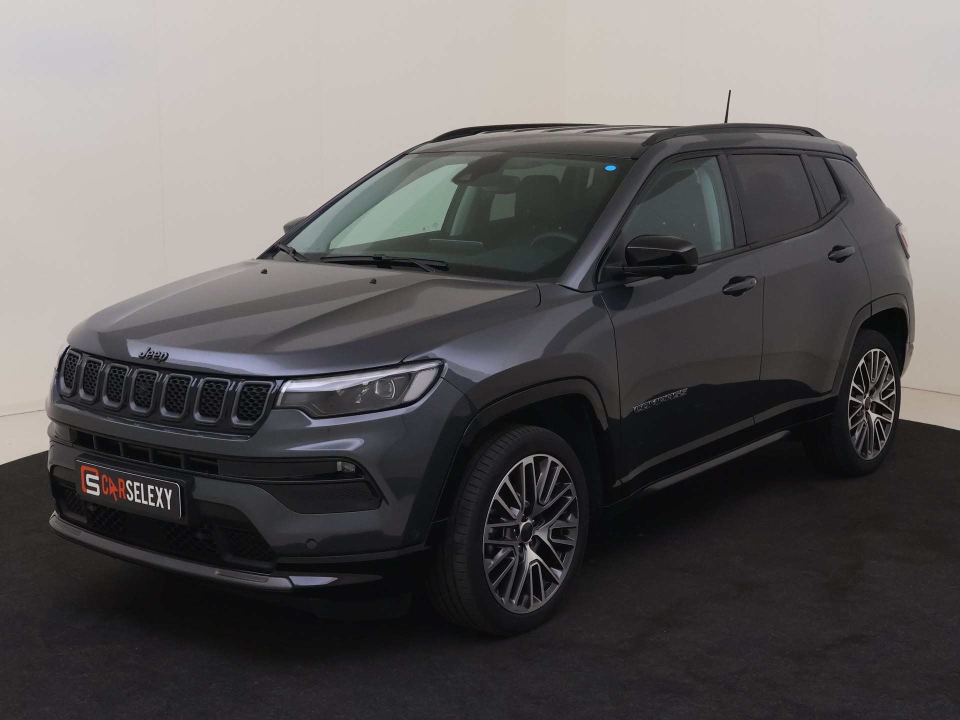 Jeep Compass 1.5T Hybrid Upland van Gebrs. Haaker B.V. in Badhoevedorp