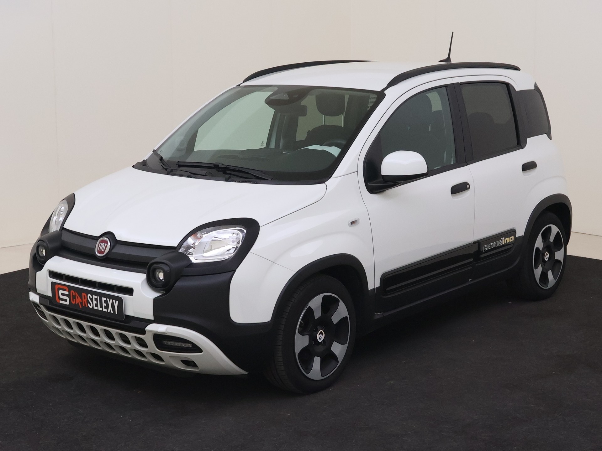 Fiat Panda 1.0 Hybrid Pandina * 12 mnd BOVAG garantie * RIJKLAARPRIJS ! van Gebrs. Haaker B.V. in Badhoevedorp