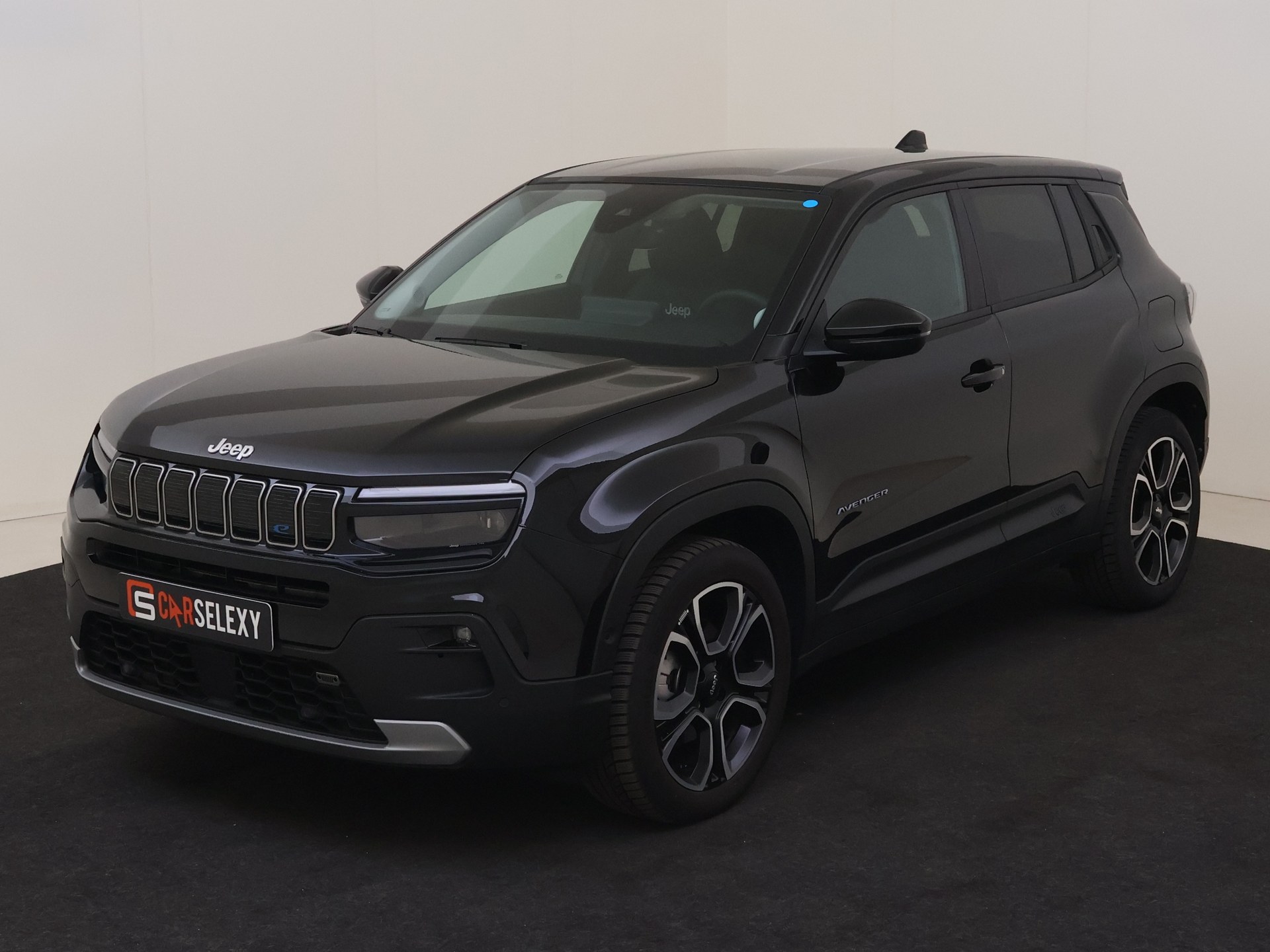 Jeep Avenger Summit 54KwH van Landelijke Voorraad in 