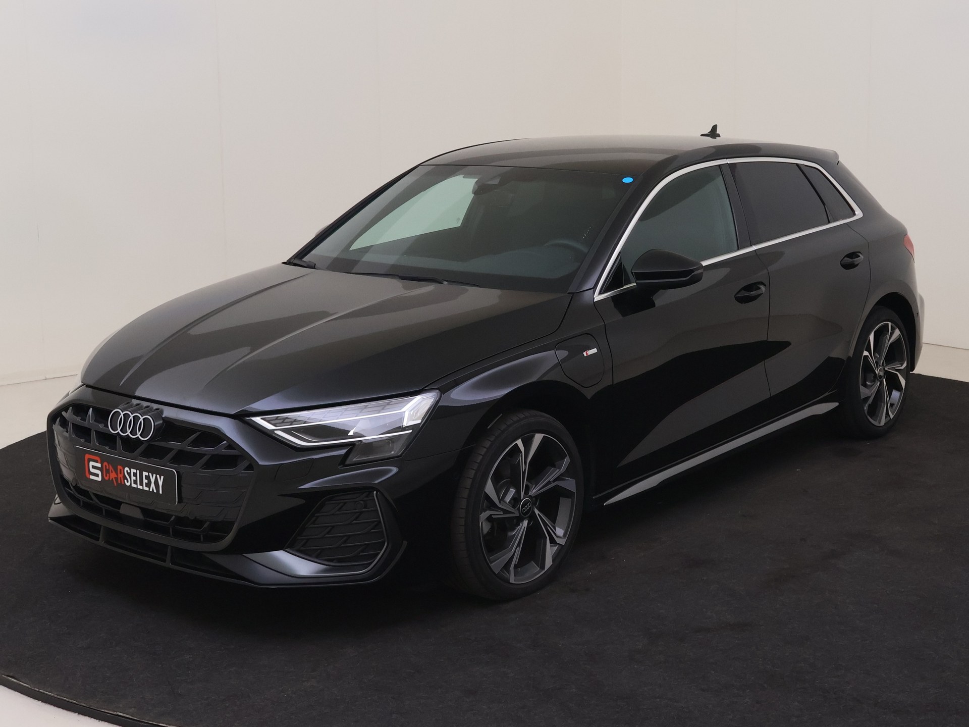 Audi A3 Sportback S line 40 eTFSI S tronic van Landelijke Voorraad in 