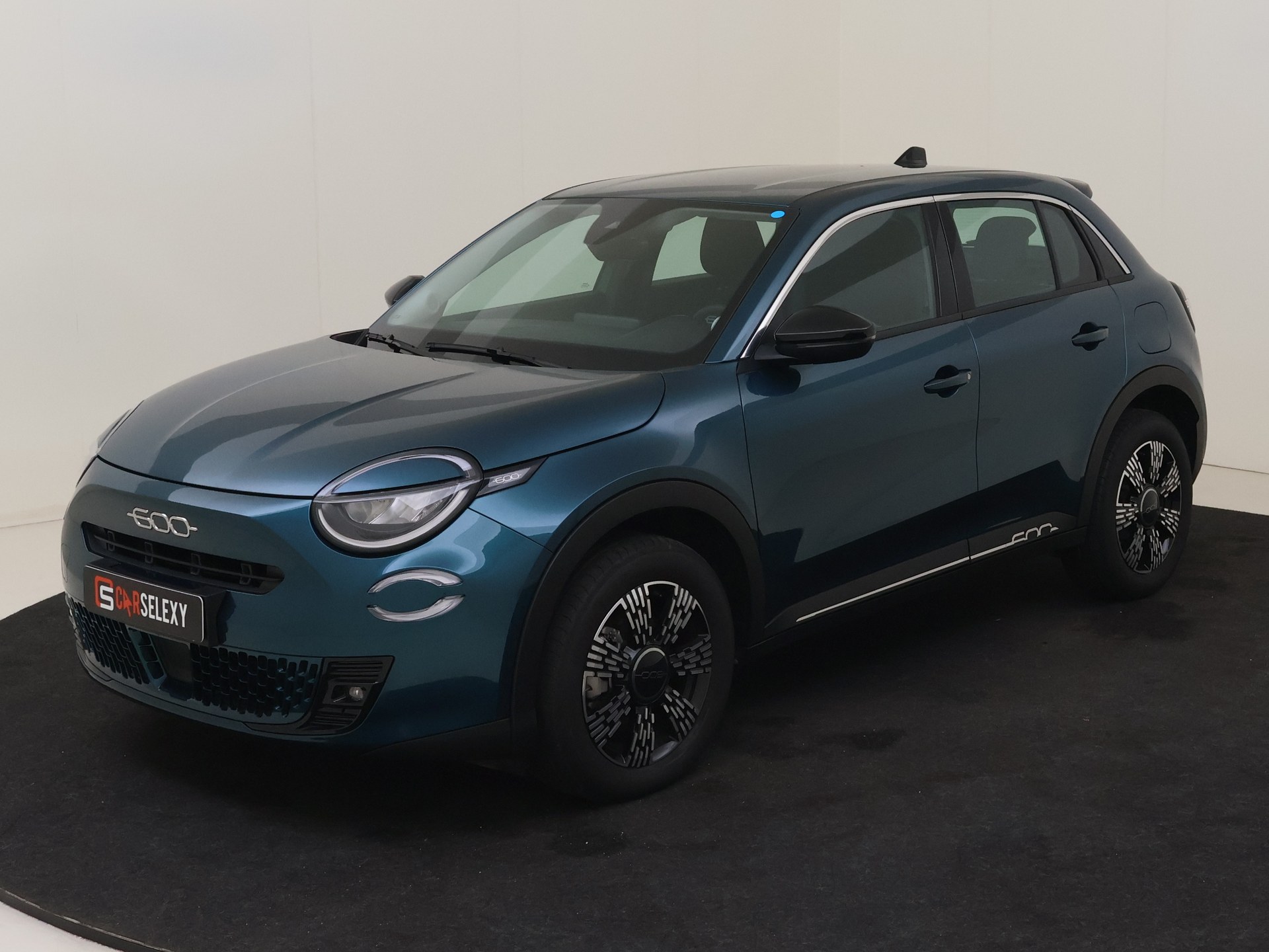 Fiat 600 1.2 Hybrid Urban van Gebrs. Haaker B.V. in Badhoevedorp