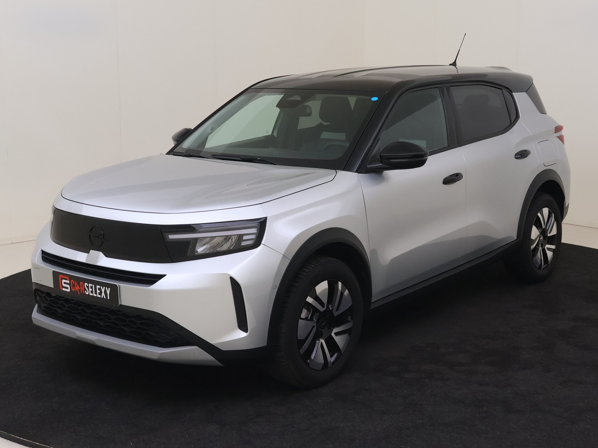 Opel Frontera 1.2 T. Hybrid GS van Autobedrijf Ambergen Stadskanaal in Stadskanaal