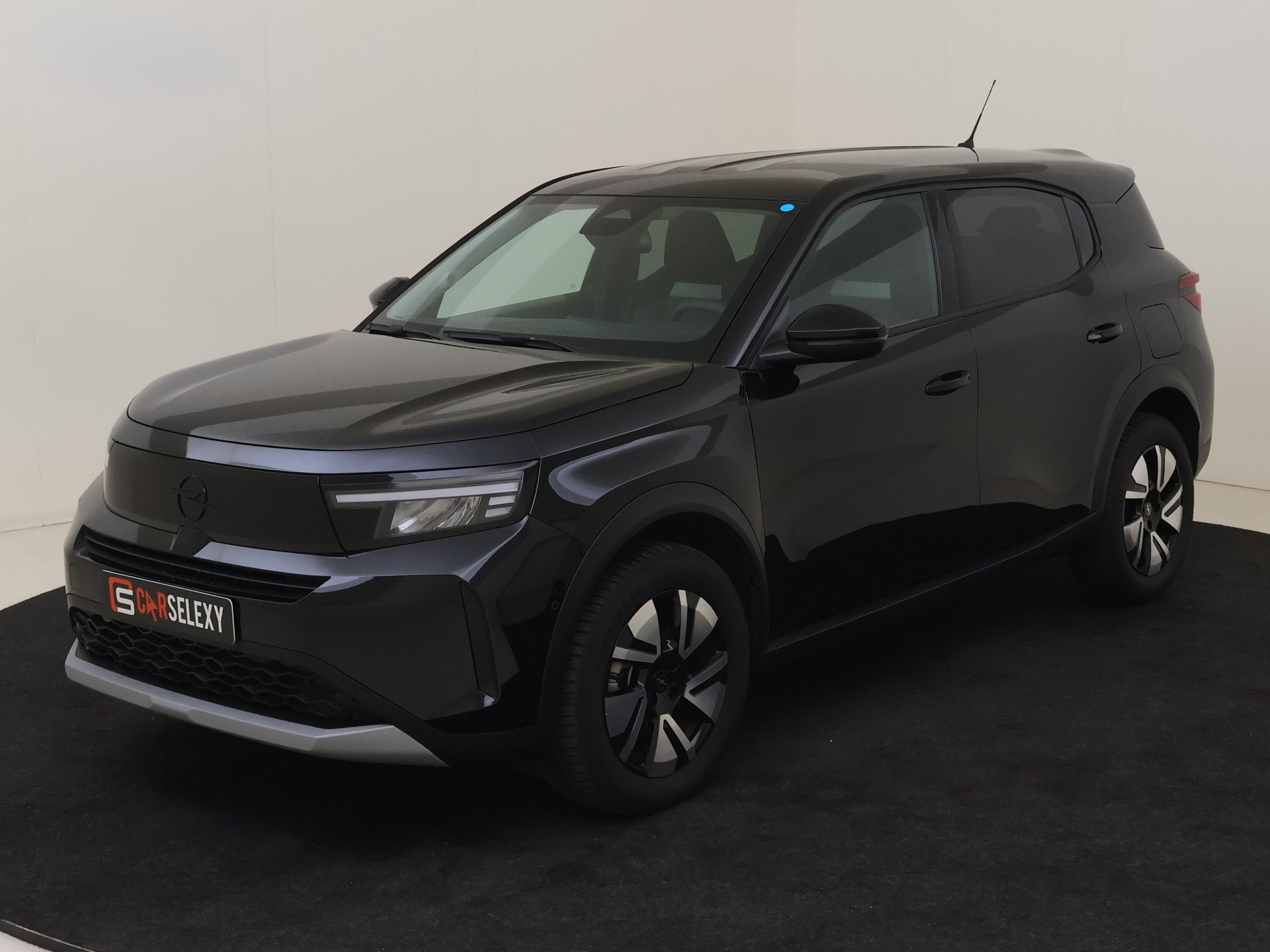 Opel Frontera 1.2 T. Hybrid GS van Autobedrijf Ambergen Stadskanaal in Stadskanaal