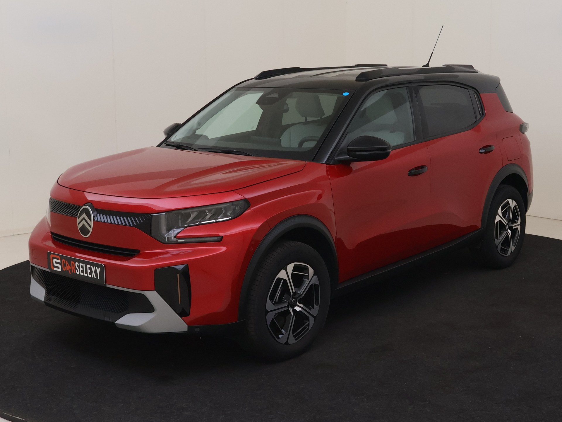 Citroën C3 Aircross 1.2 Hybrid (145Pk) Max Navi Clima Camera LED Géén Afleverkosten van Autobedrijf Ambergen Winschoten in Winschoten